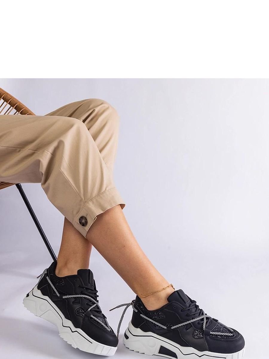 Women's Lightweight Sport Shoes – Black - Image 3